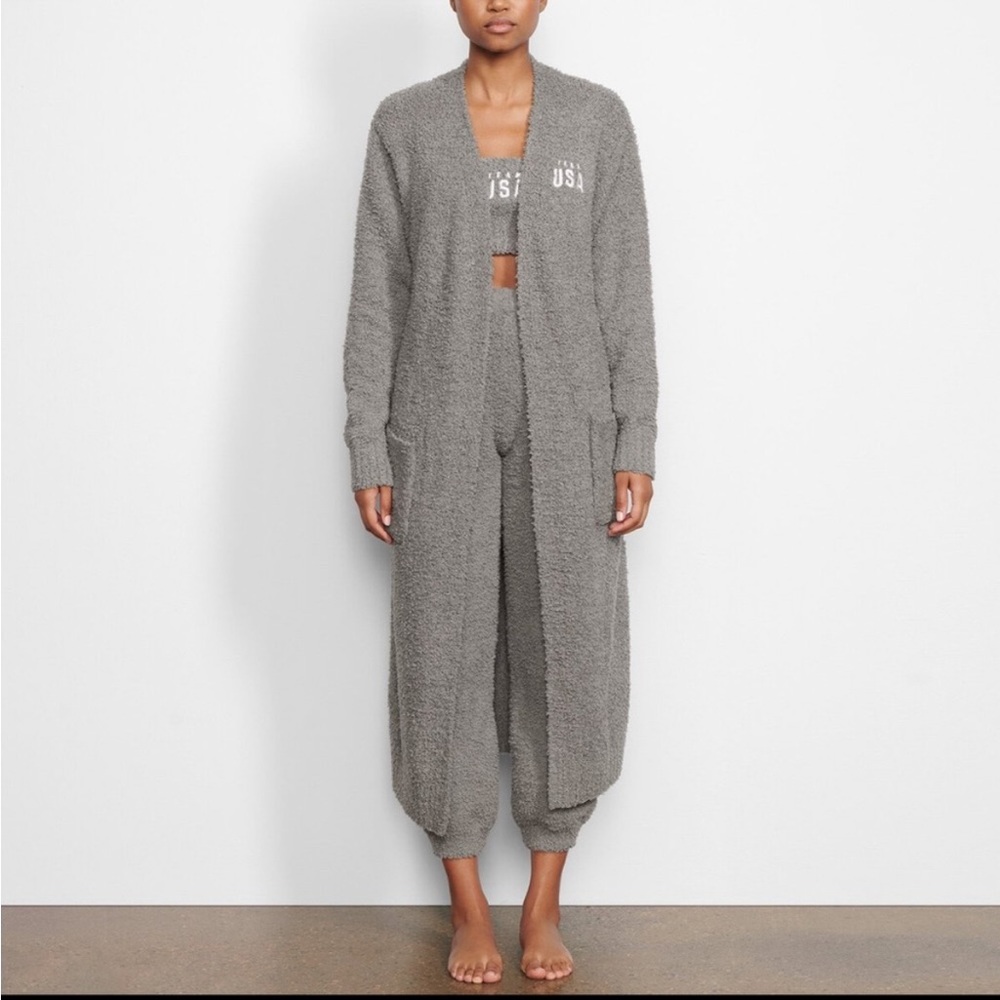 🇺🇸SKIMS OLYMPIC CAPSULE TEAM USA GREY COZY ROBE 4X/5X - Picture 5 of 6